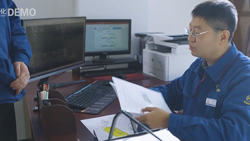 劳模片 最美员工赵书斐